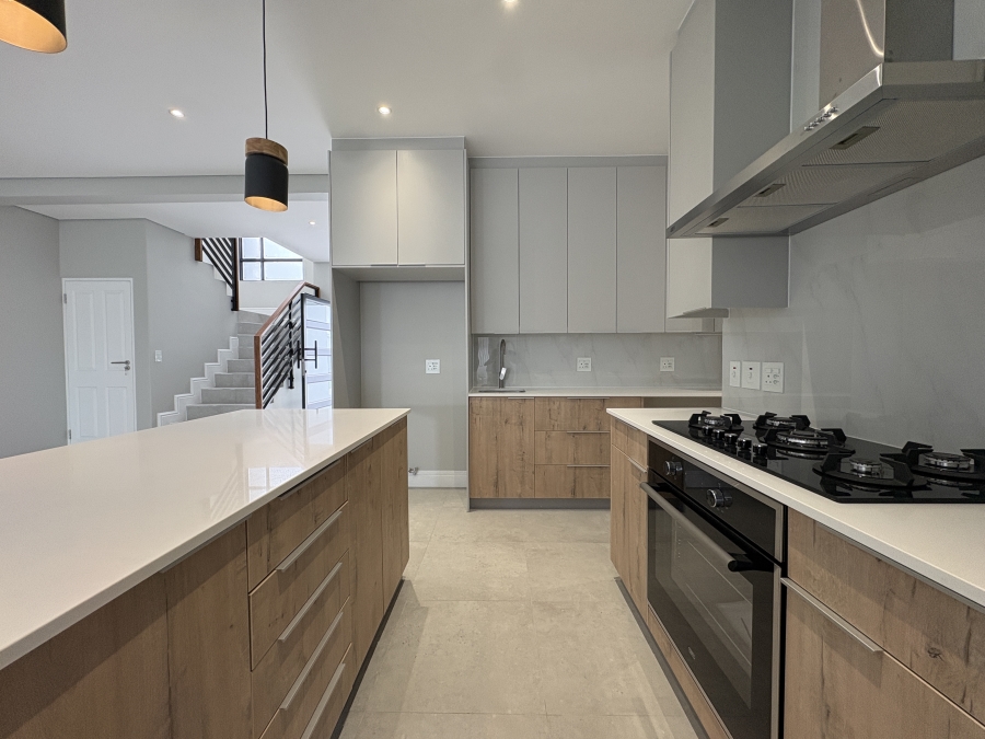 4 Bedroom Property for Sale in Sandown Western Cape